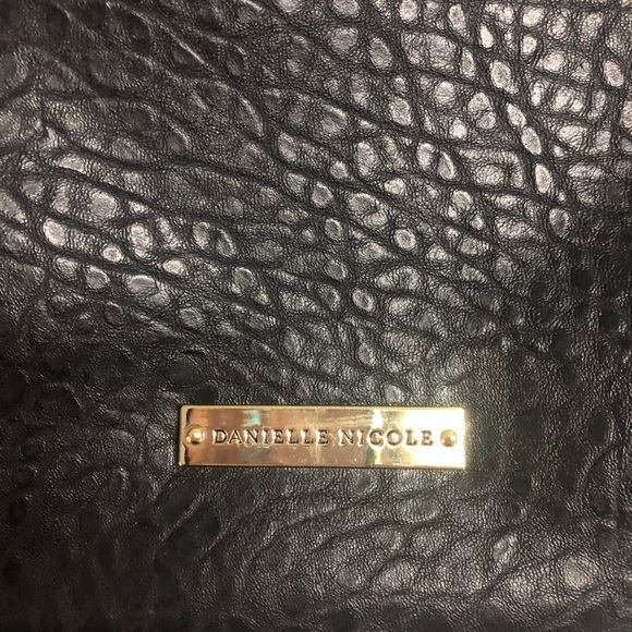 Danielle Nicole Black & Gold Purse - Picture 7 of 7